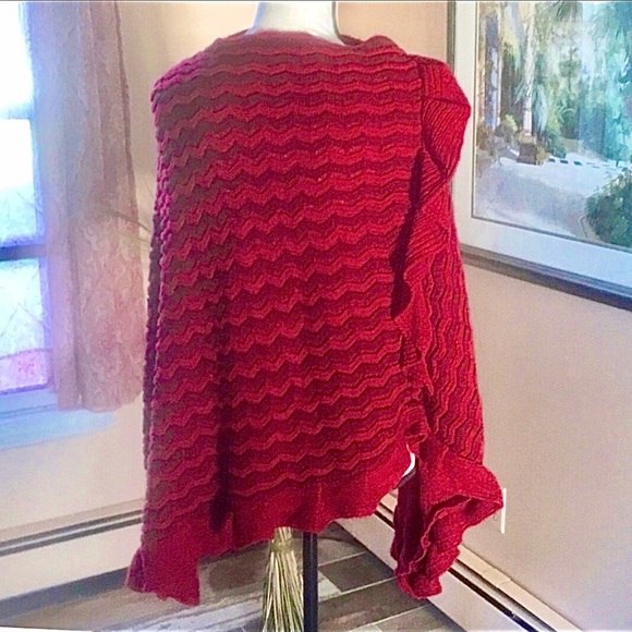 Poncho with Ruffle Trim - Picture 2 of 6